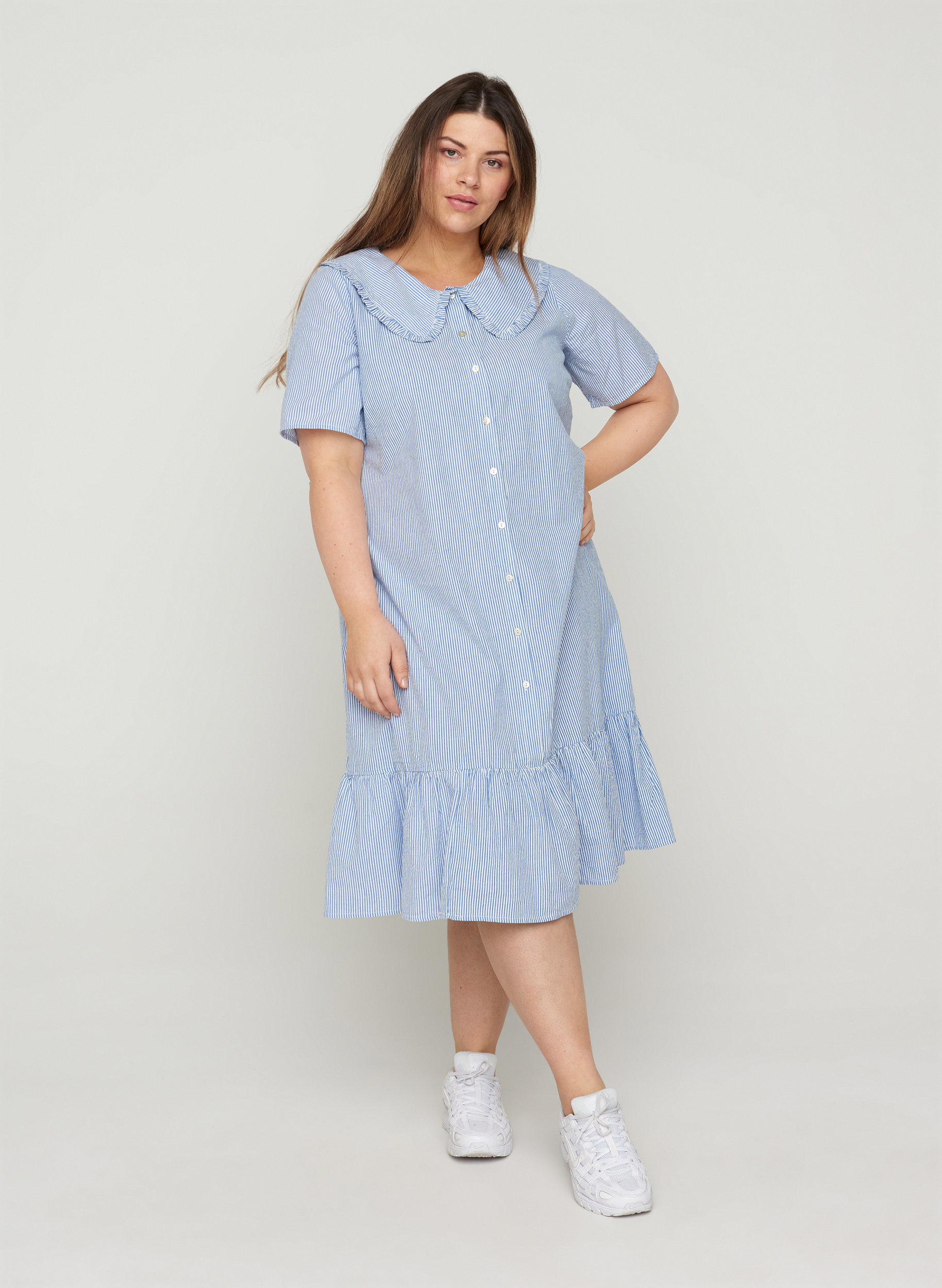 Kurzarm Kleid aus Baumwolle mit Streifen, Blue Stripe, Model