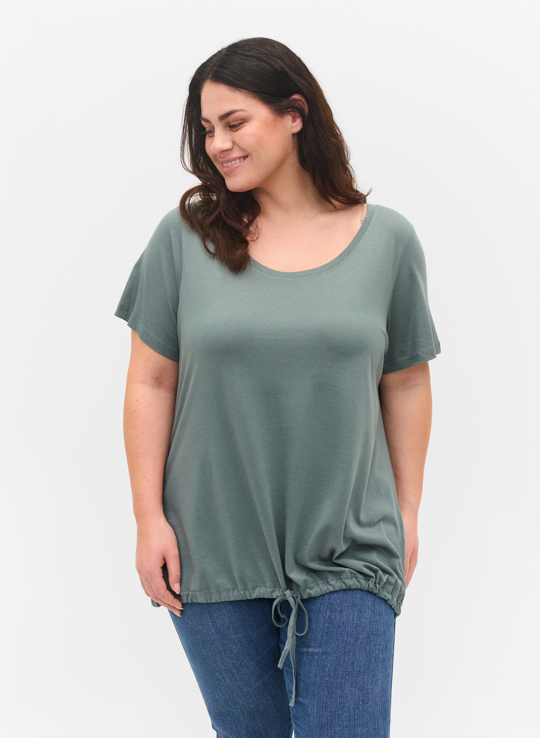 T-Shirt mit verstellbarem Saum, Balsam Green, Model