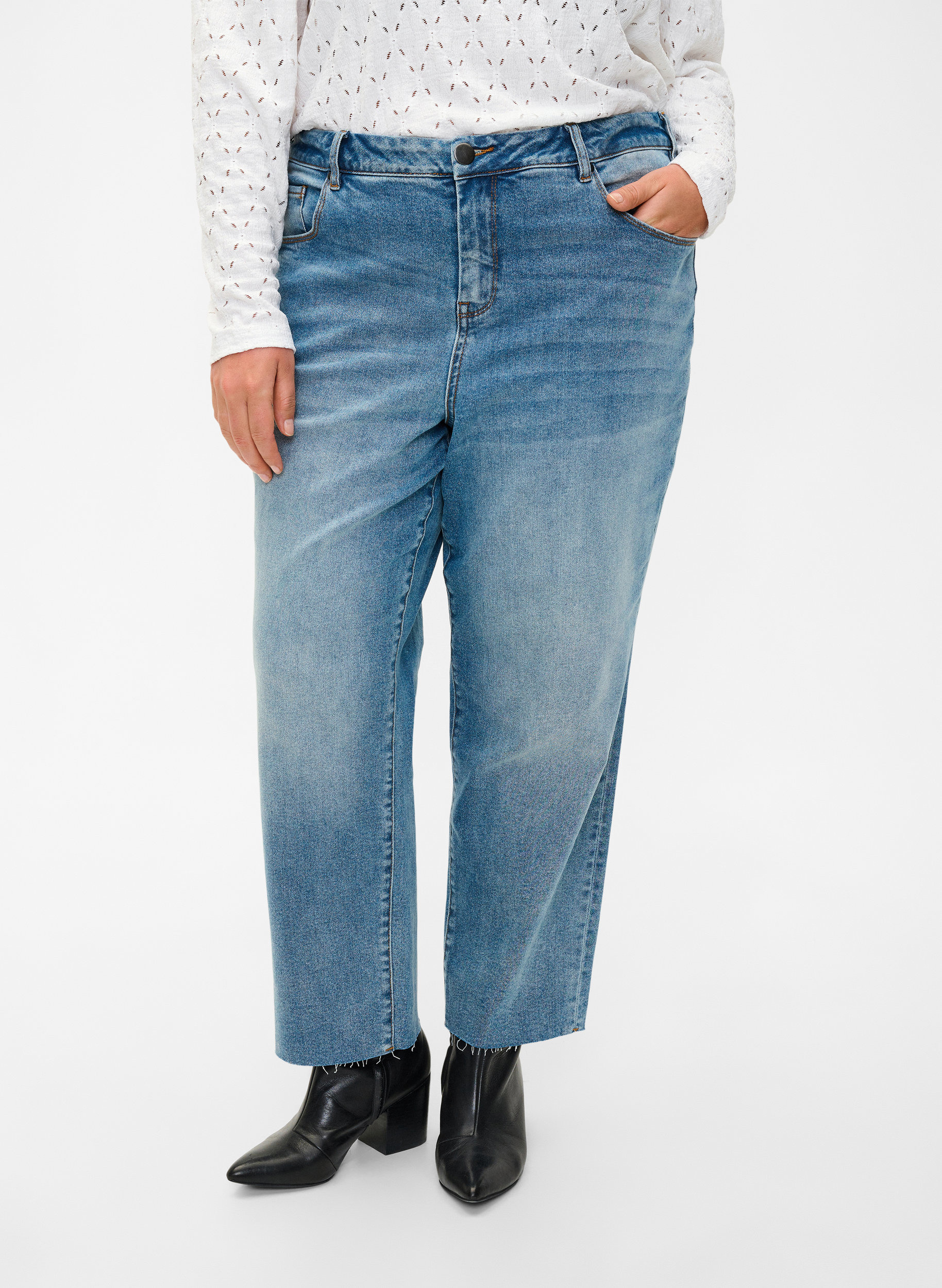 7/8-Jeans mit Fransensaum und hoher Taille, Light blue denim, Model image number 2