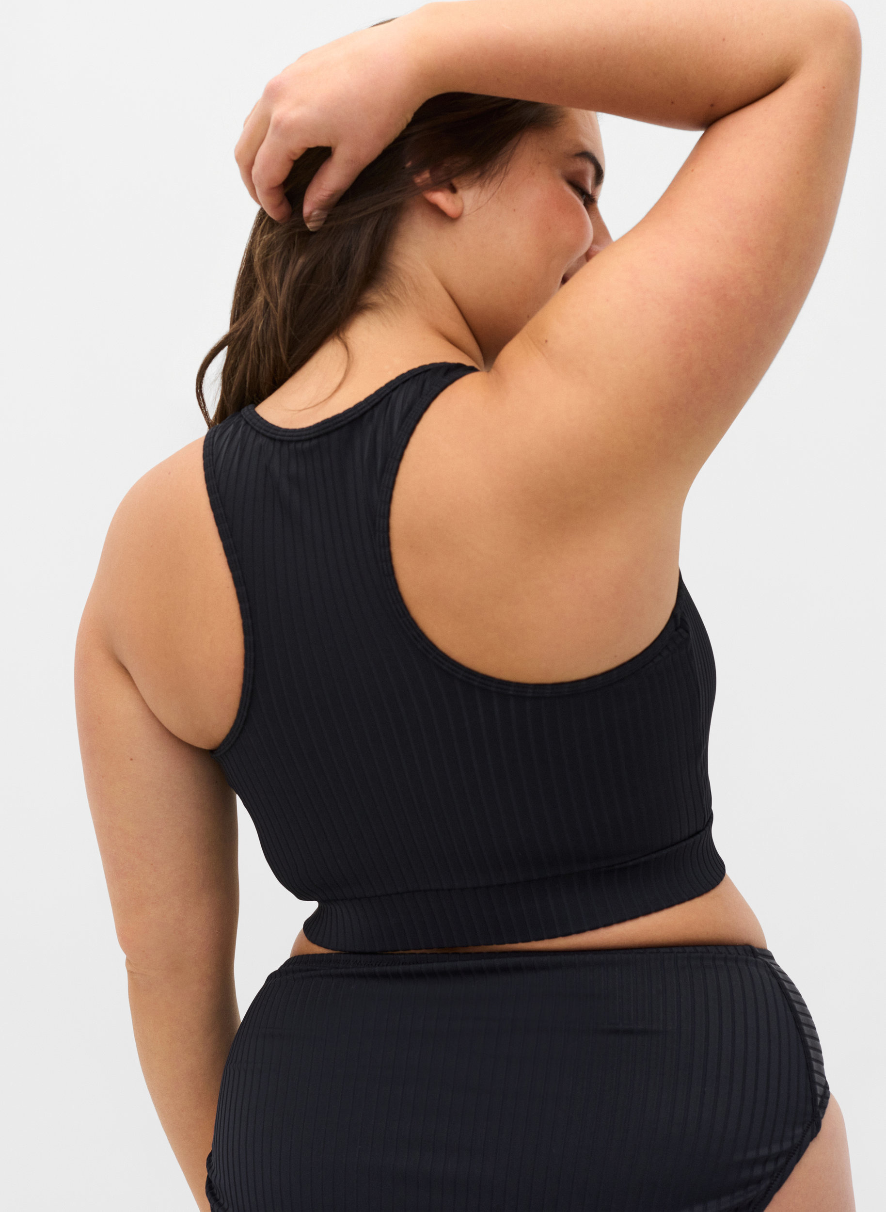 Binikitop aus Ripp mit Mesh, Black, Model
