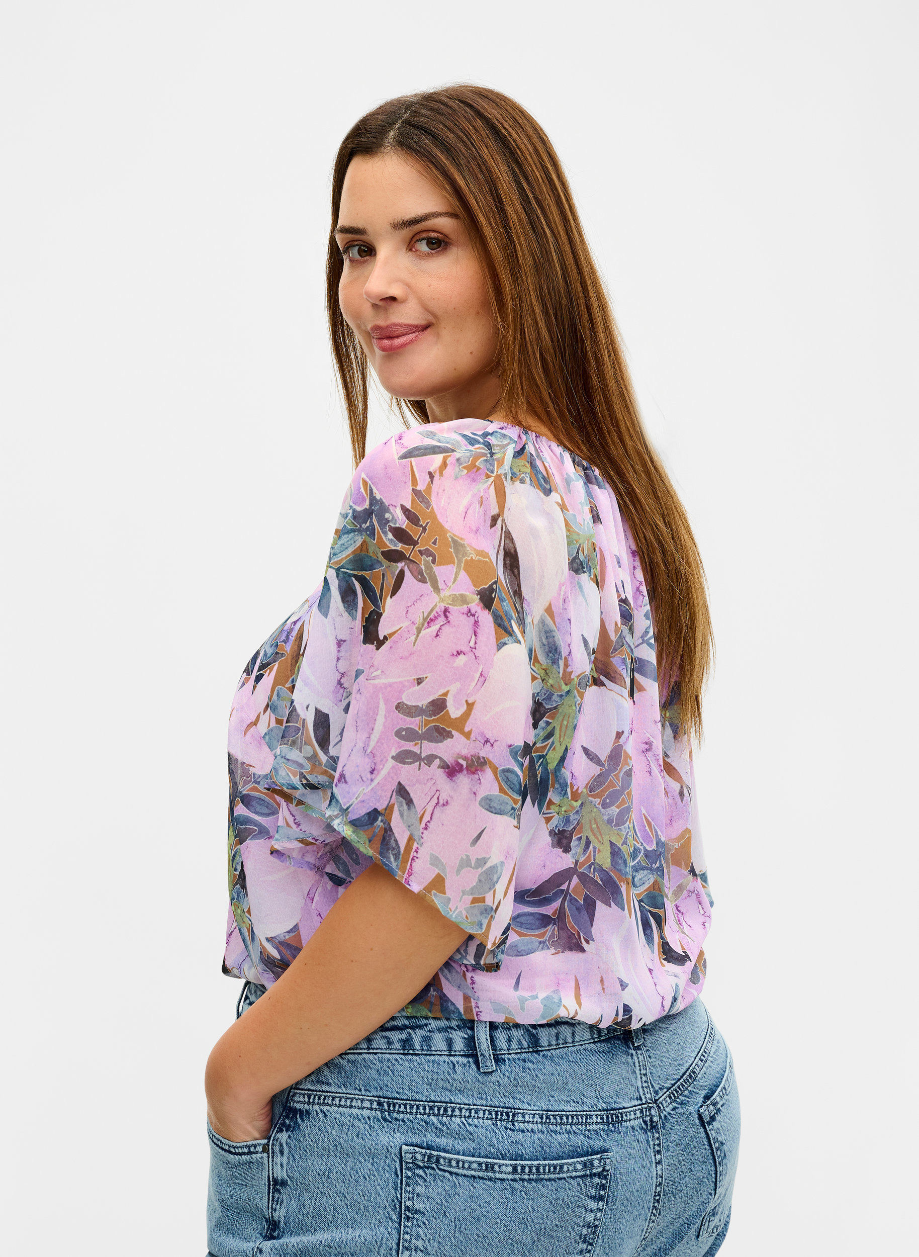 Bedruckte Bluse mit kurzen Ärmeln, Orchid Bouquet AOP, Model image number 1