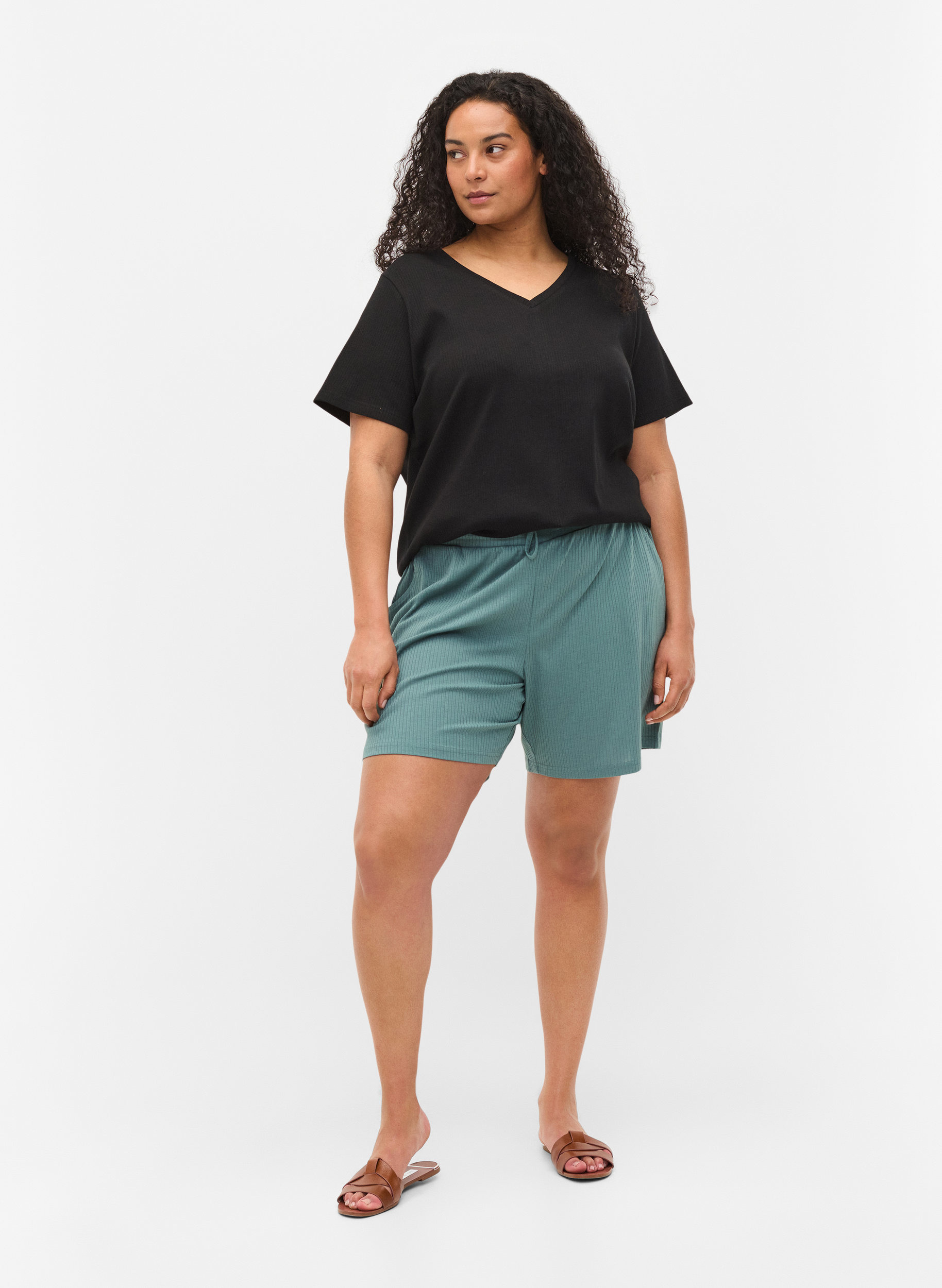 Shorts aus Rippqualität mit Taschen, Goblin Blue, Model