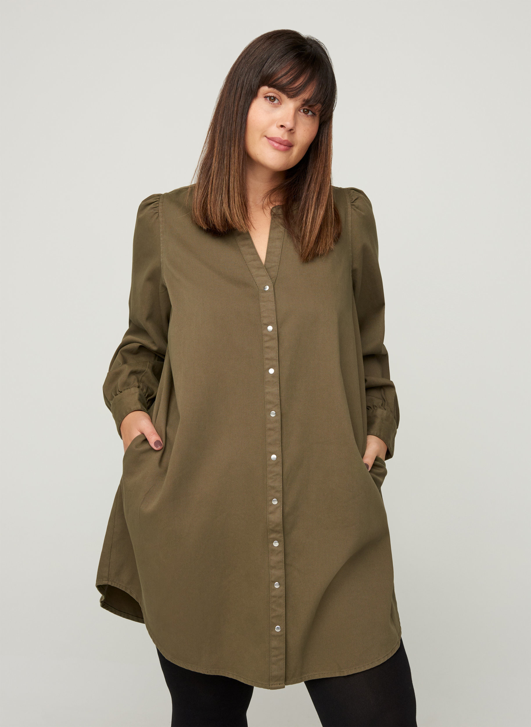 Langes Hemd aus Baumwolle mit Puffarm, Ivy Green, Model image number 0