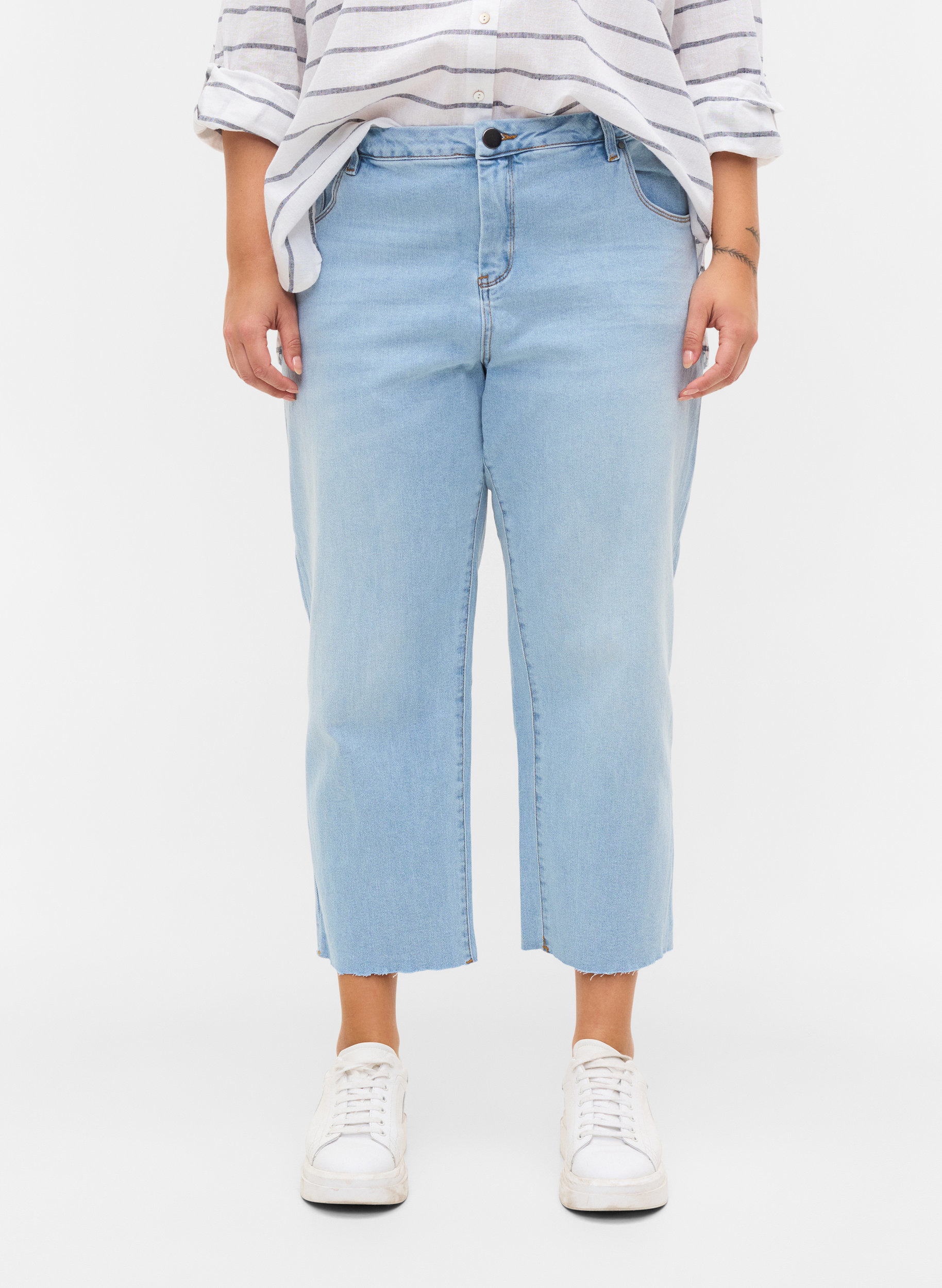 7/8-Jeans mit Fransensaum und hoher Taille, Super L.Blue Denim, Model image number 2