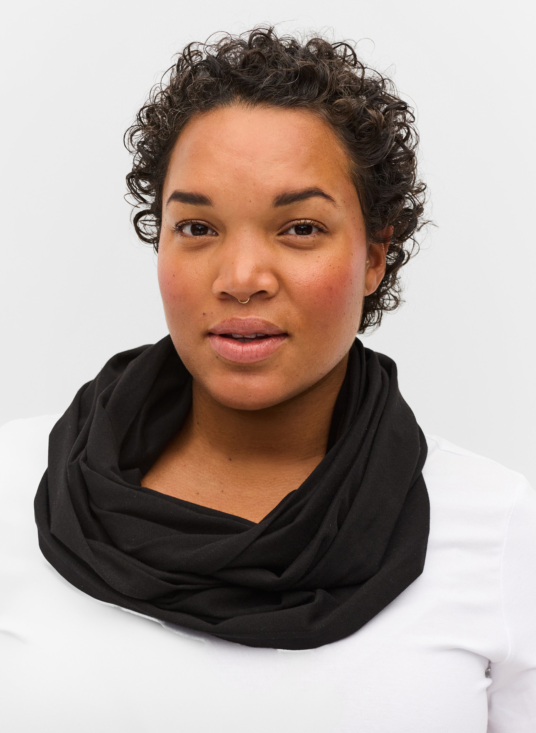 Stillschal aus Baumwolle, Black, Model