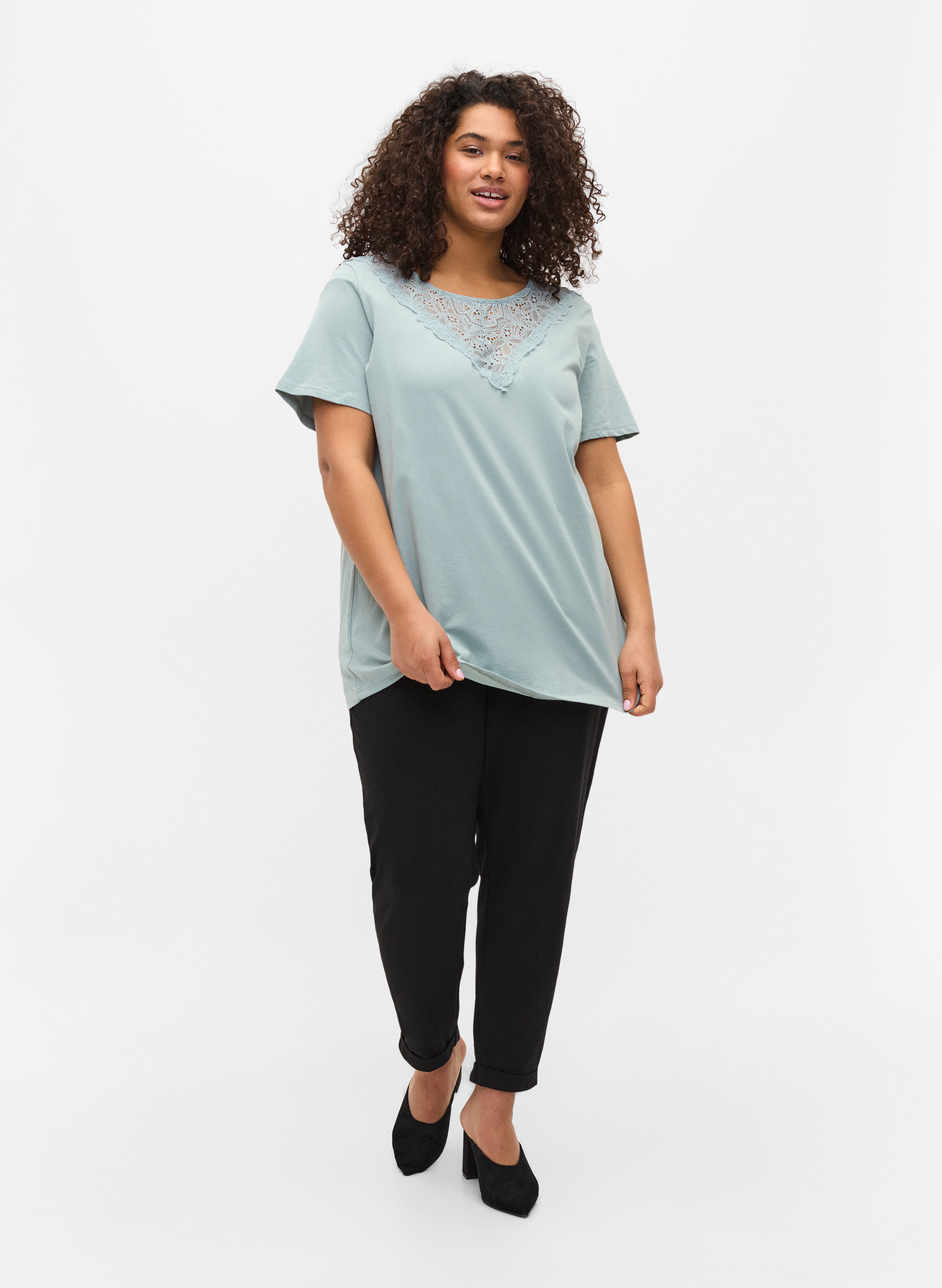 Kurzarm T-Shirt mit Spitzendetails, Silver Blue, Model image number 2