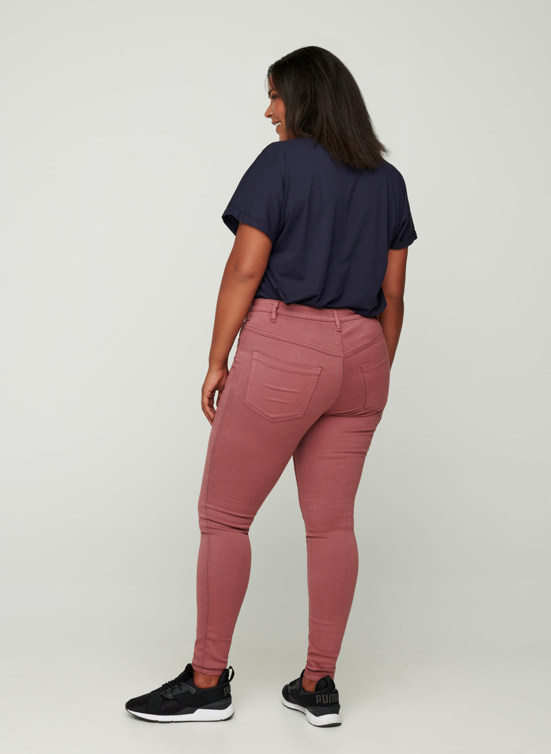 Super Slim Amy Jeans mit hoher Taille, Wild Ginger, Model image number 0