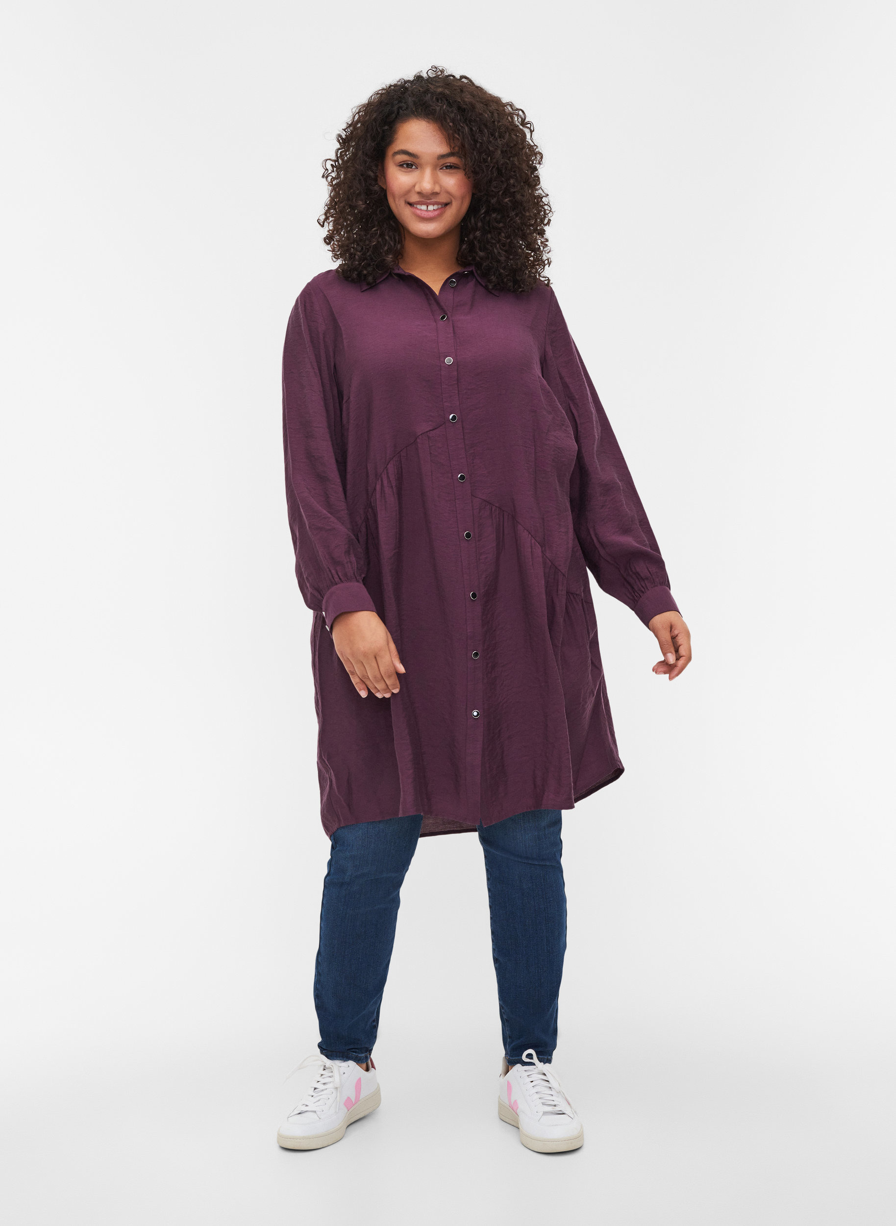 Einfarbiges Hemdkleid mit A-Linie, Plum Perfect, Model image number 2