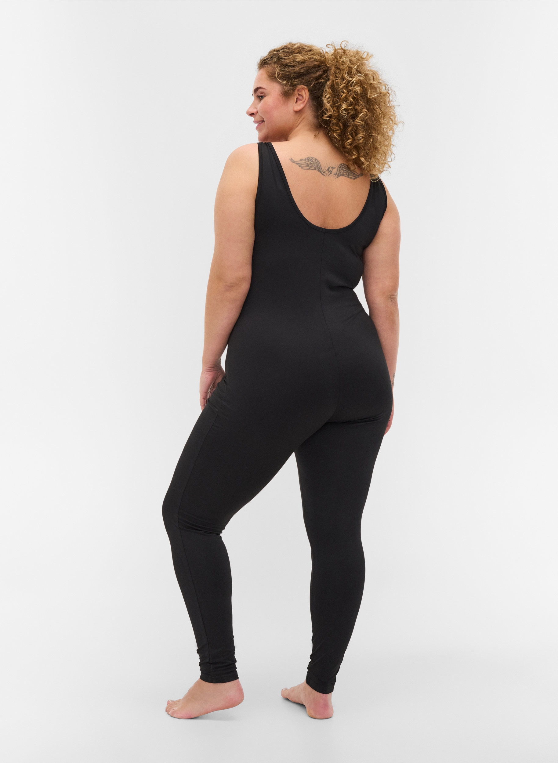Enganliegender Trainings-Jumpsuit, Black, Model