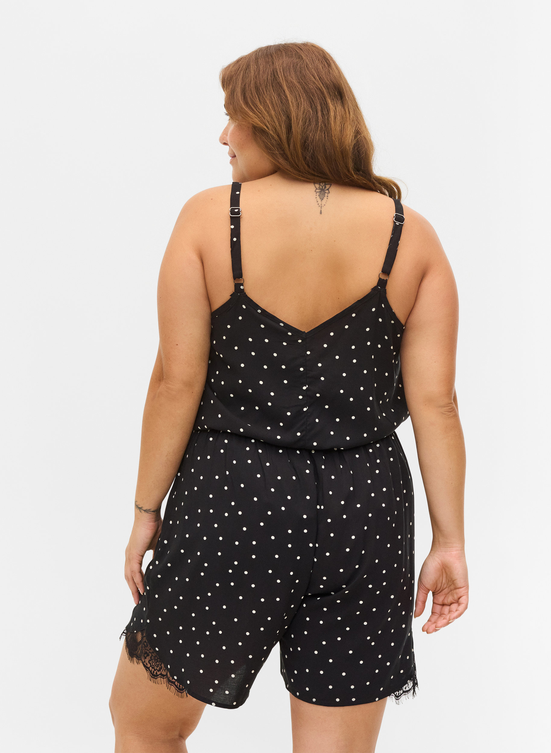 Gepunktete Nachtshorts aus Viskose, Angora Dot, Model
