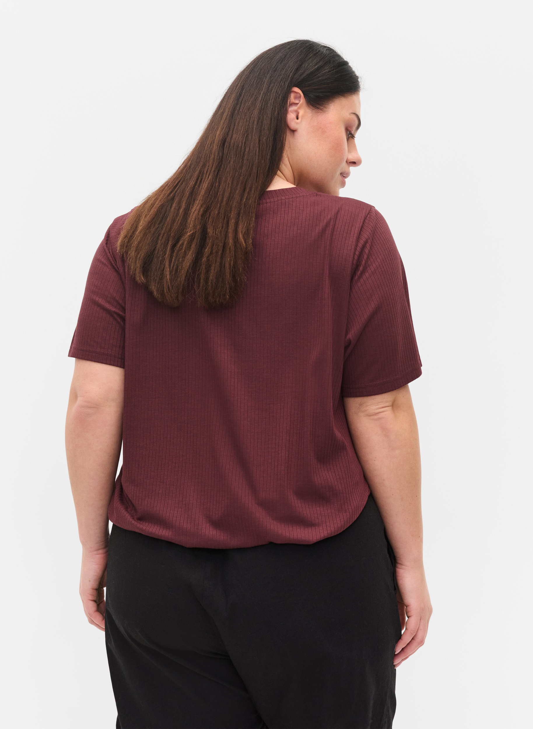 Kurzarm T-Shirt in Rippqualität, Vineyard Wine, Model