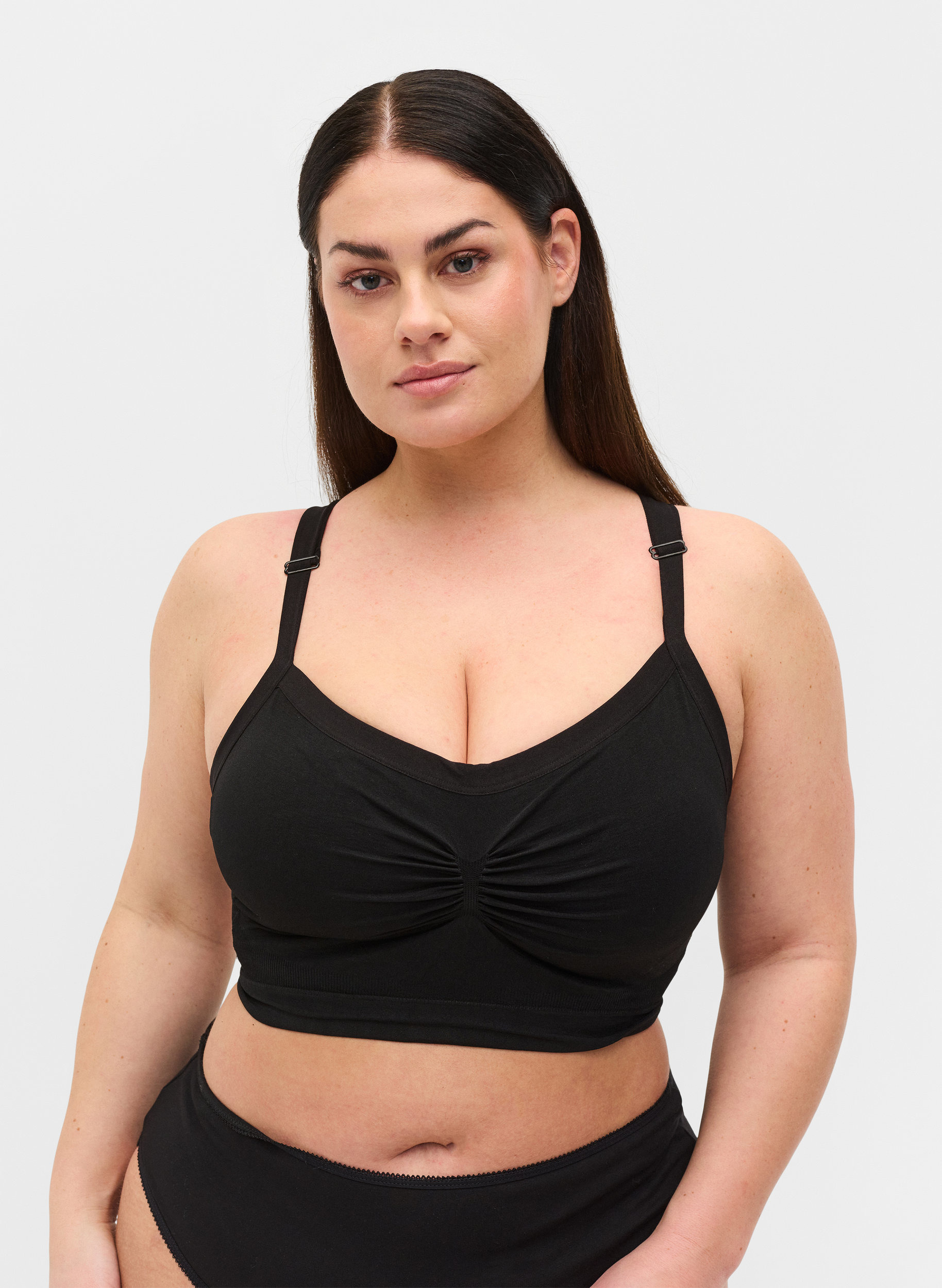 Weicher BH mit Spitzenrücken, Black, Model