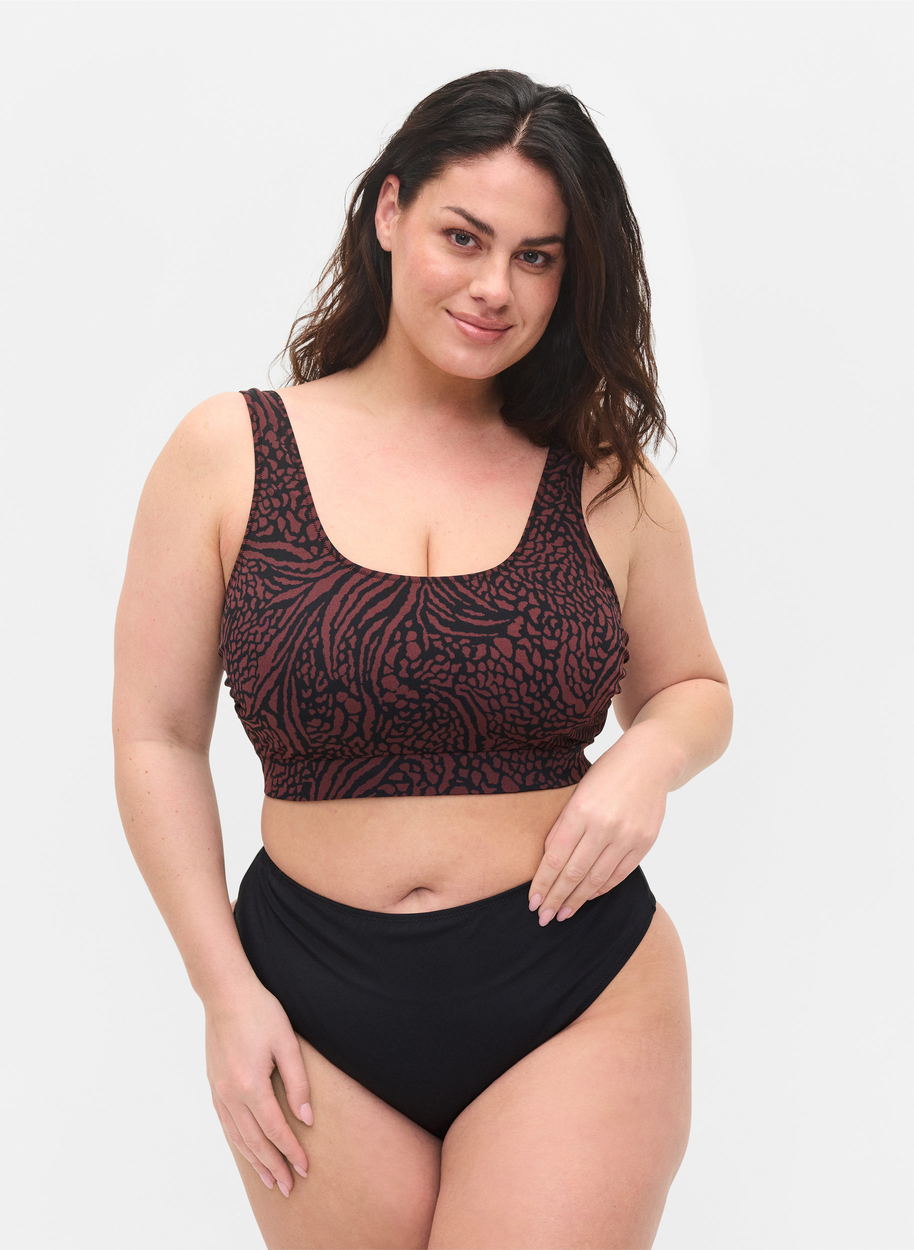 Bikinislip mit regulärer Taillenhöhe, Black, Model