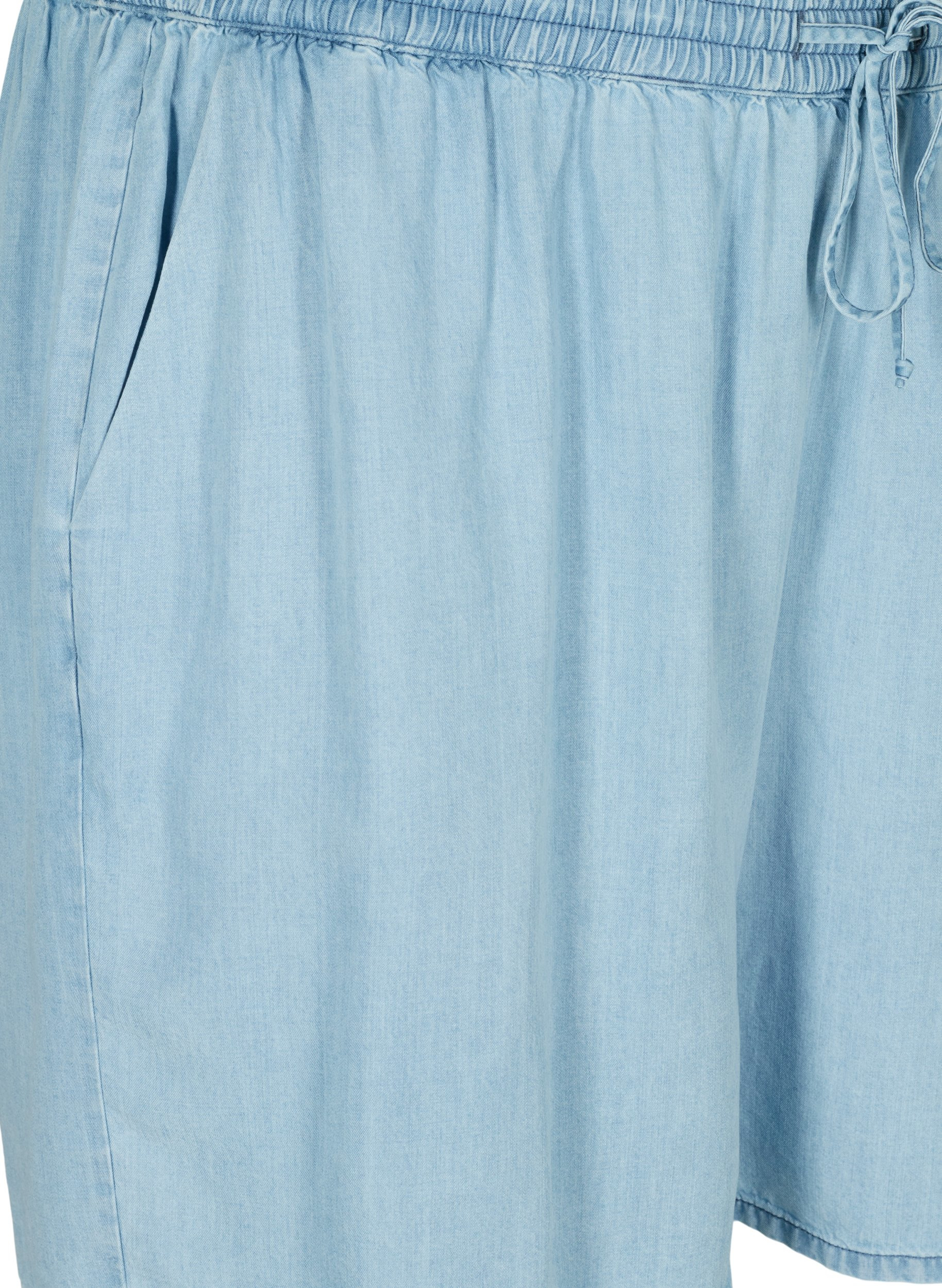 Shorts mit lockerer Passform, Bindeschnüren und Taschen, Light blue denim, Packshot image number 2