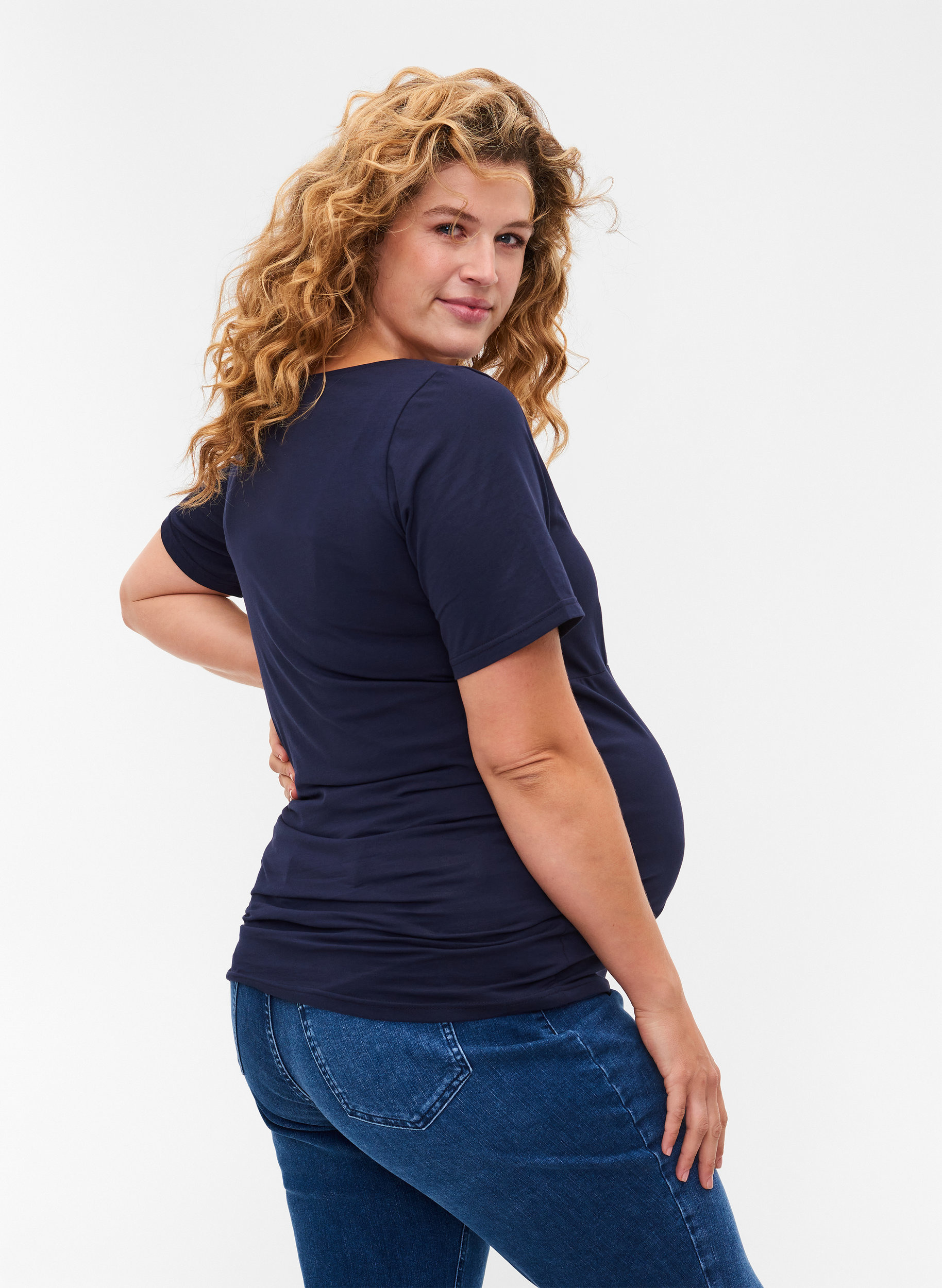 Kurzarm Schwangerschafts-T-Shirt aus Baumwolle, Night Sky, Model