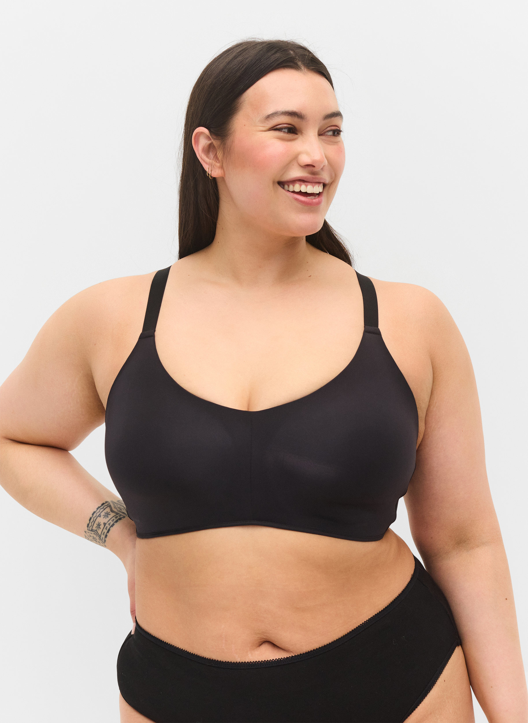 BH mit gepolsterten Körbchen, Black, Model