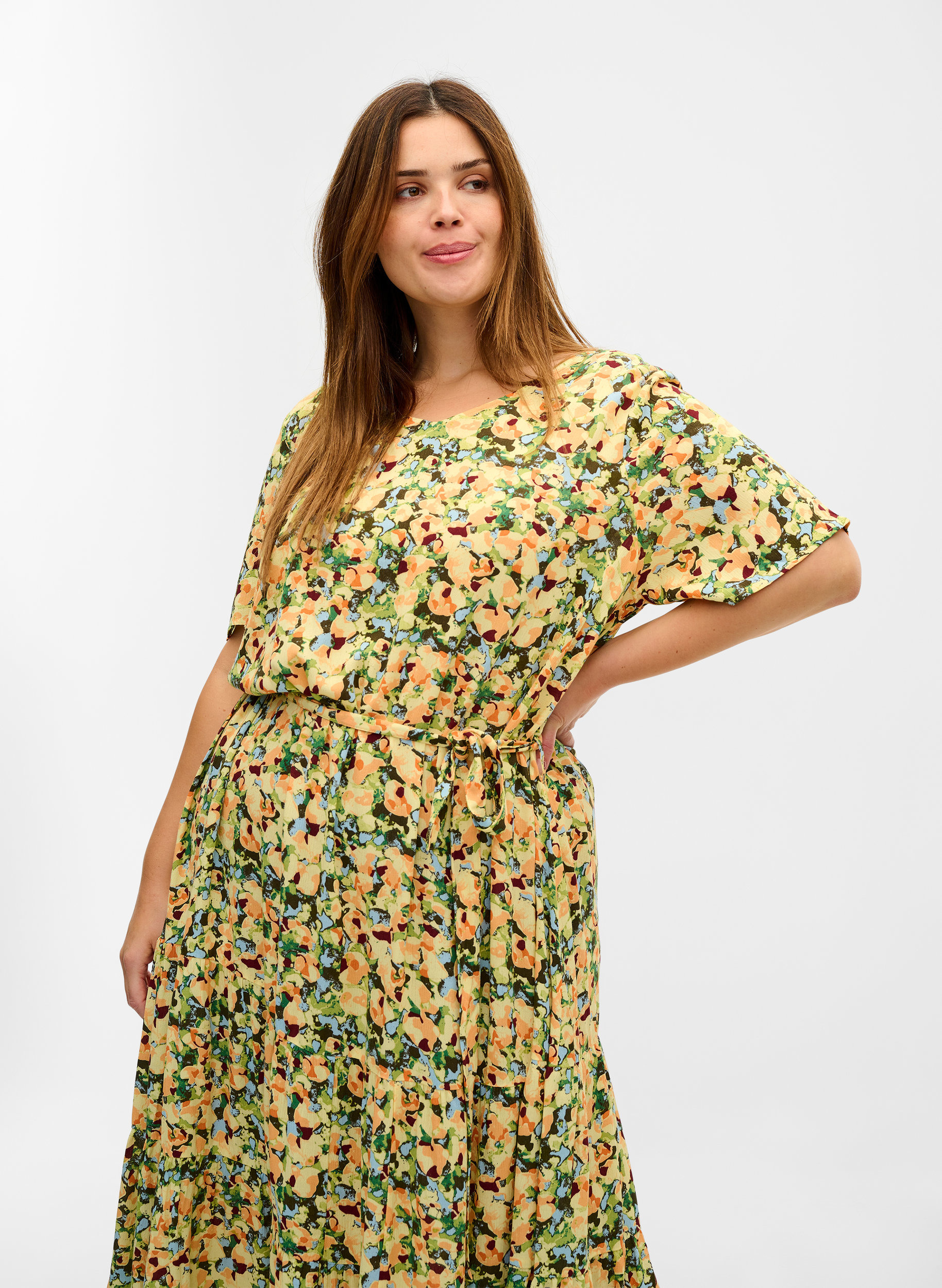 Kurzarm Midikleid aus Viskose, Yellow Summer AOP, Model